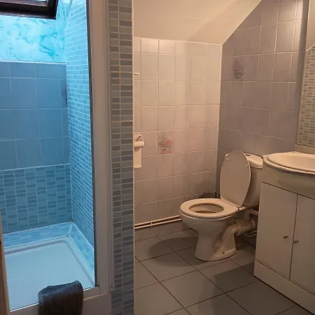 Rest'o Bar Les 2 Ponts 3* Saint-Simon (Cantal)